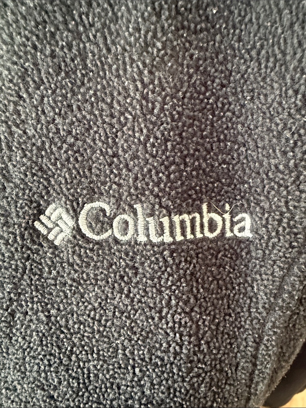 Columbia Women’s Black Full-Zip Fleece Jacket - Picture 2 of 8